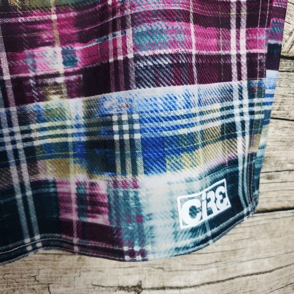 CIRE Highland 4-way Stretch Men's Longer Length Boardshort size 32 - Picture 2 of 6